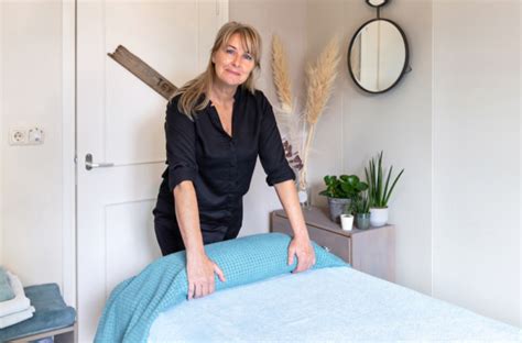 Intieme massage Zoek een prostituee Middelburg